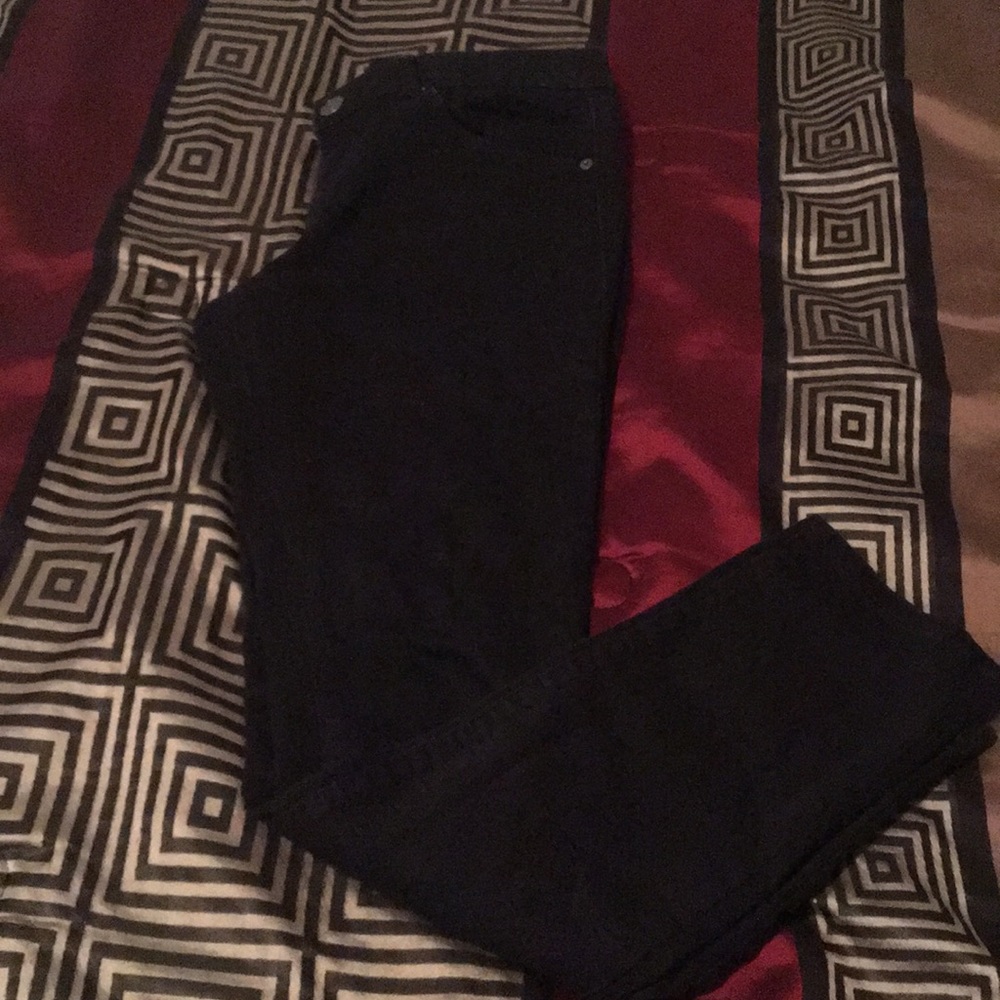 Only worn once! So junior’s black skinny jeans.